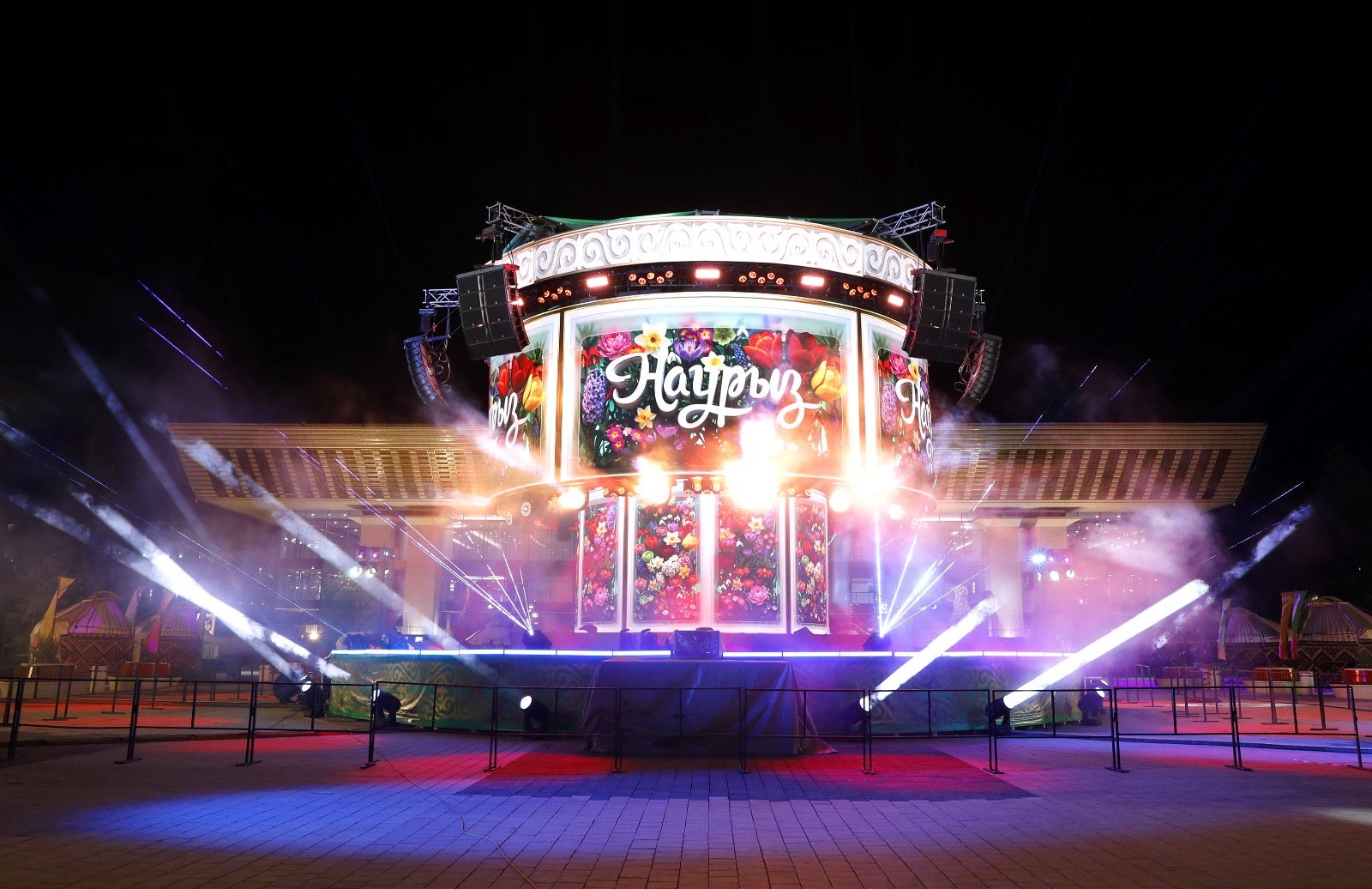 Future format-тағы Наурыз дәстүрі: Алматы жаңа буын декорациясымен таңғалдырады