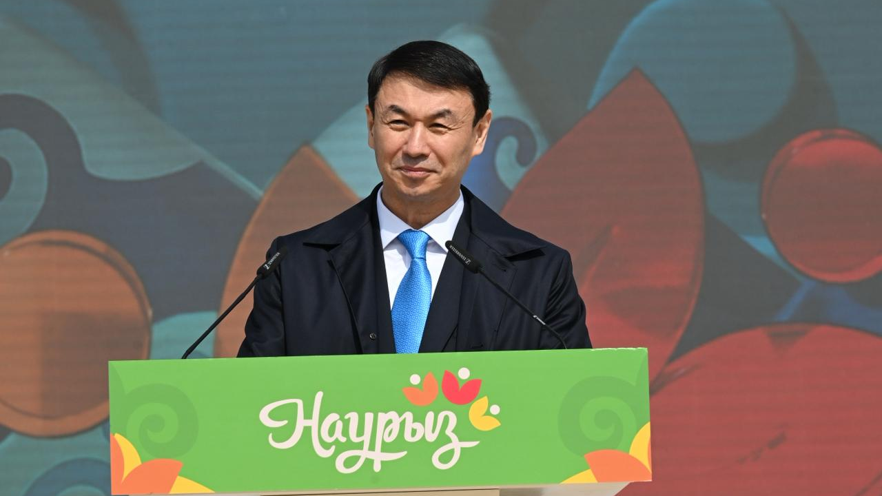 Дархан Сатыбалды алматылықтарды Наурыз мейрамымен құттықтады