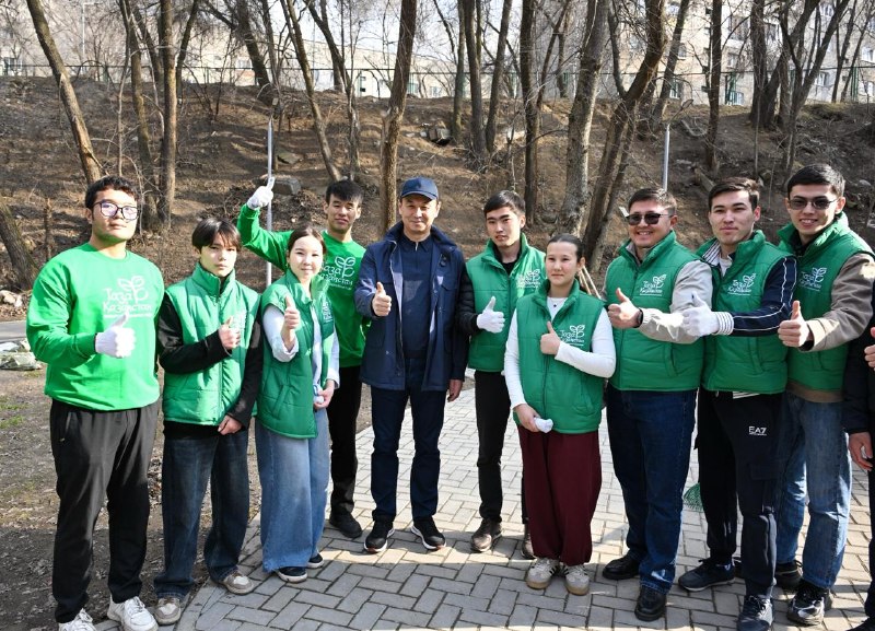 Дархан Сатыбалды Айнабұлақтағы көріктендіру жұмыстарын тексерді