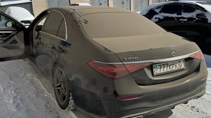 Астанада Перизат Қайратқа тиесілі болған көлік аукционға қойылды