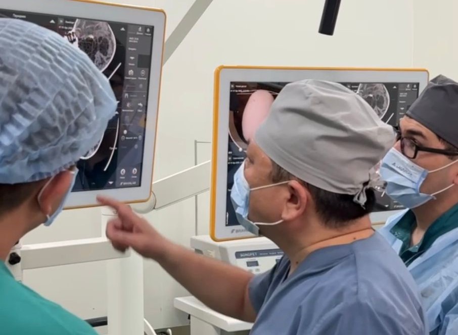 Алматылық нейрохирургтер 6 жасар баланың өмірін сақтап қалды