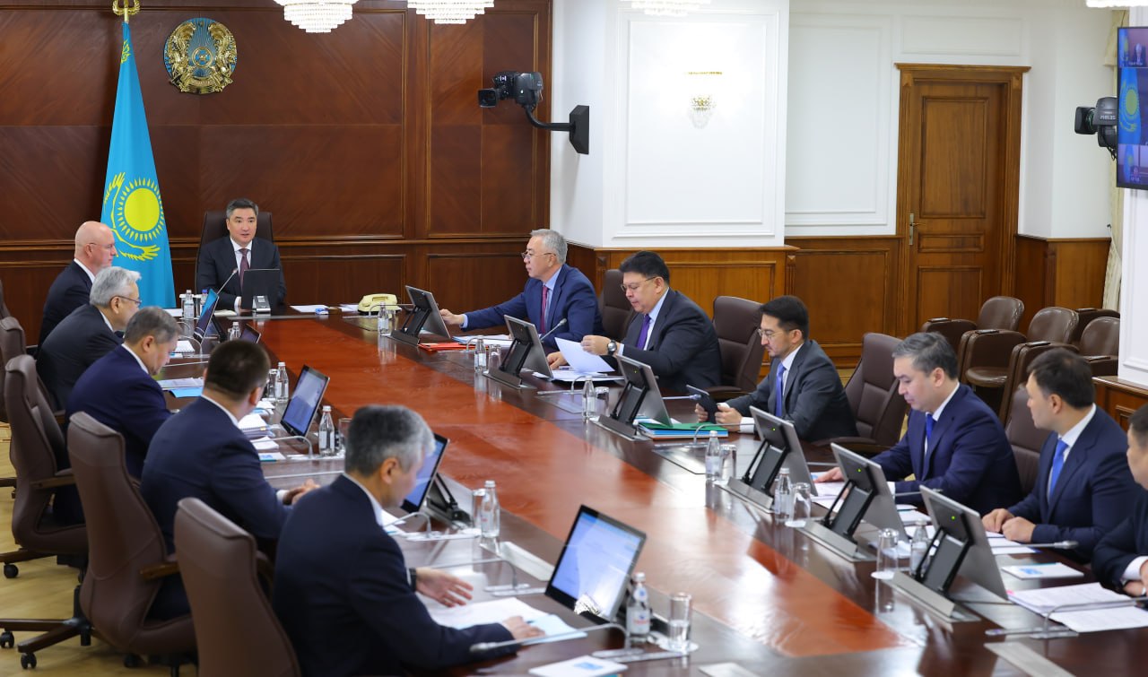Олжас Бектенов: ғылымға ұзақмерзімді инвестиция салуды ынталандыру қажет 