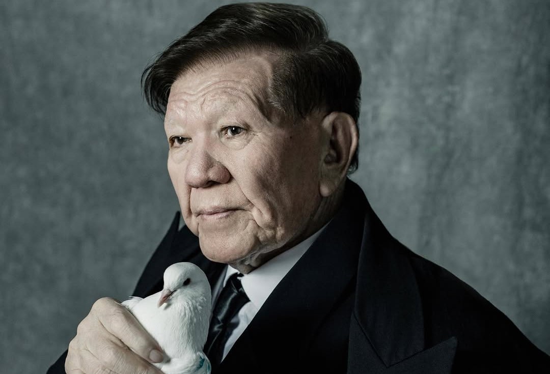 "Бір айдан бері ауруханада". Мұхтар Шаханов жансақтау бөлімінде жатыр 