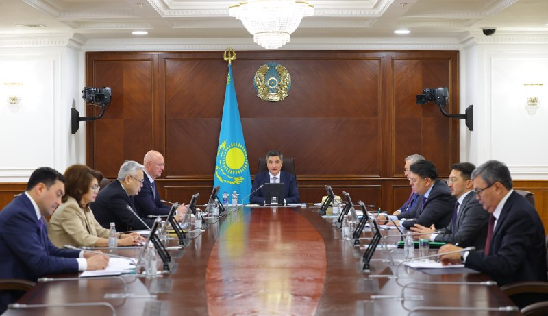 Олжас Бектенов «Самұрық-Энерго» басшылығының Алматыдағы ЖЭО-2 және ЖЭО-3 жаңғырту жұмыстарының қарқыны туралы есебін тыңдады