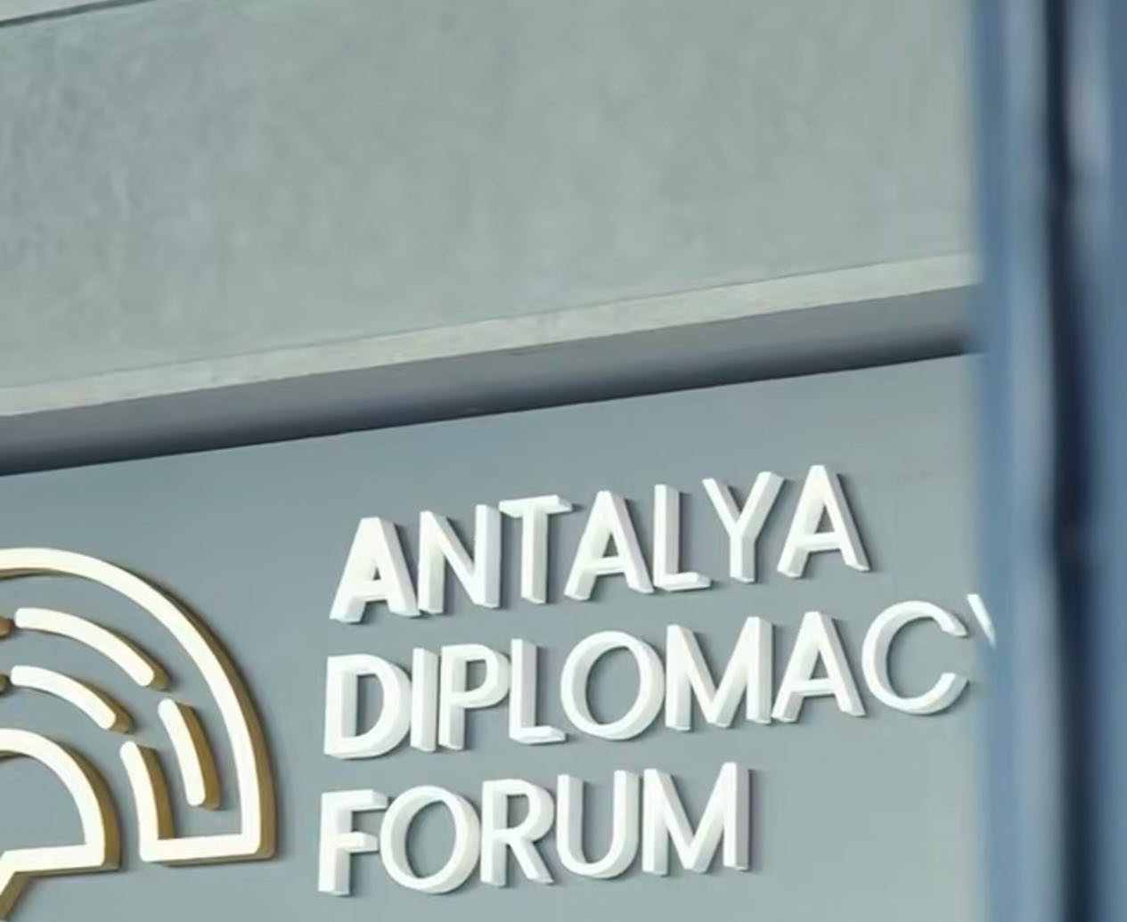 Мемлекет басшысы Қасым-Жомарт Тоқаев Анталия дипломатиялық форумының панельдік сессиясына қатысу үшін NEST конгресс орталығына  барды