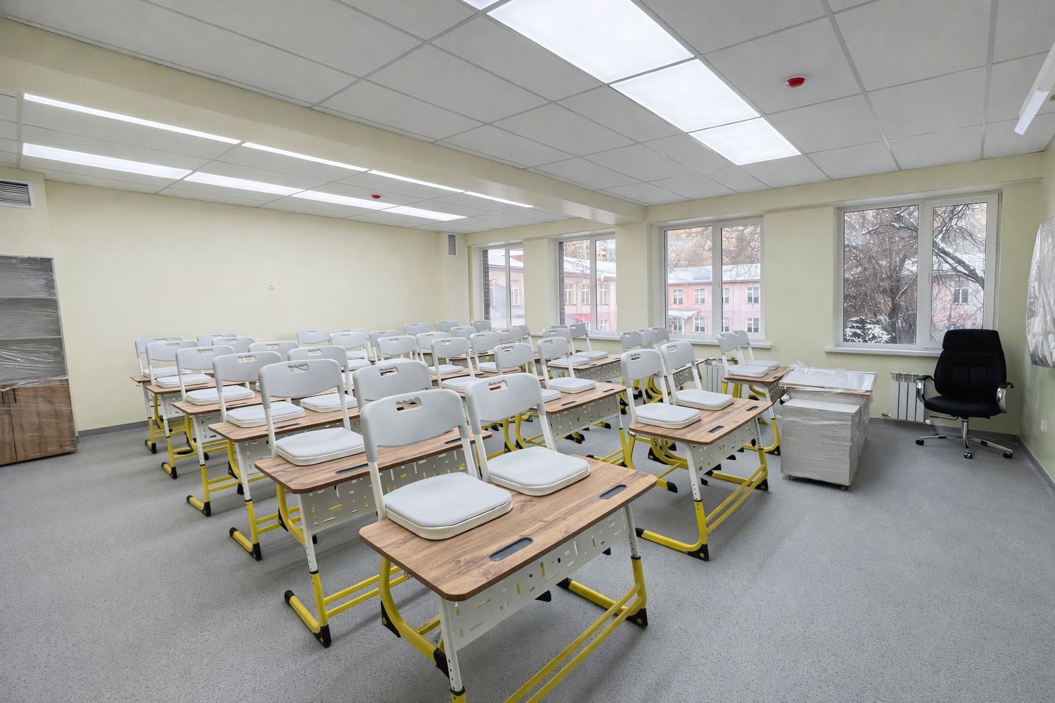 Медеу ауданында оқушы орындарының тапшылығы кезең-кезеңімен шешілуде