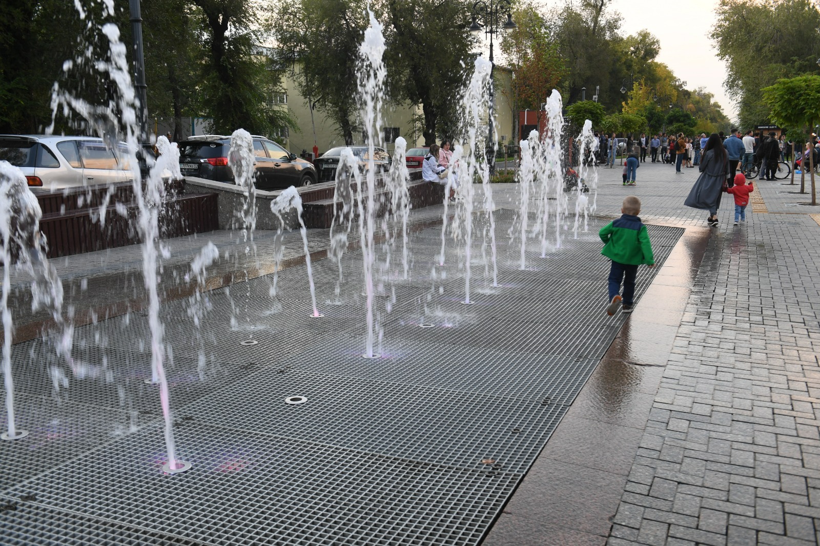 Алматыда мамыр айының басынан бастап субұрқақтарды кезең-кезеңімен қосылады