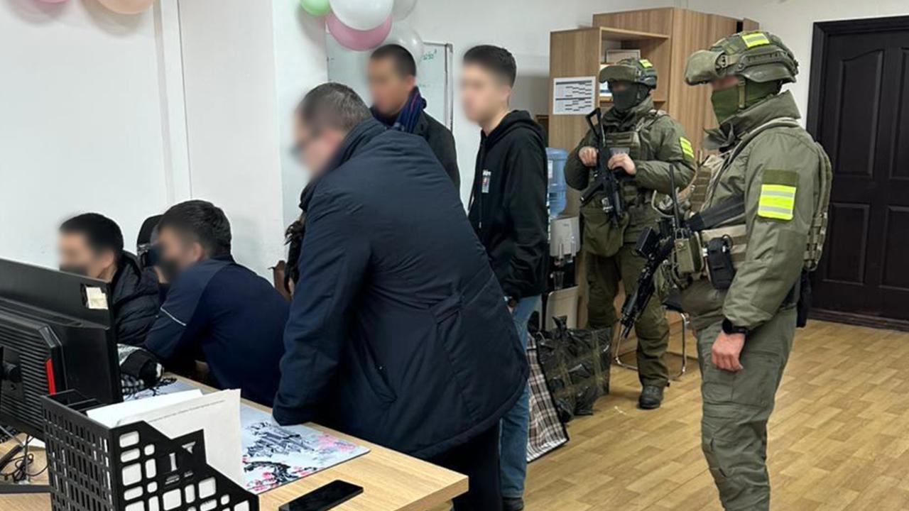 Жеке деректер сатылған