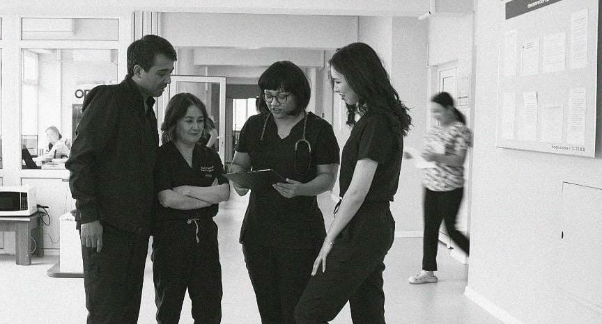 Ревматологқа қашан қаралу керек және неге дер кезінде бару маңызды?