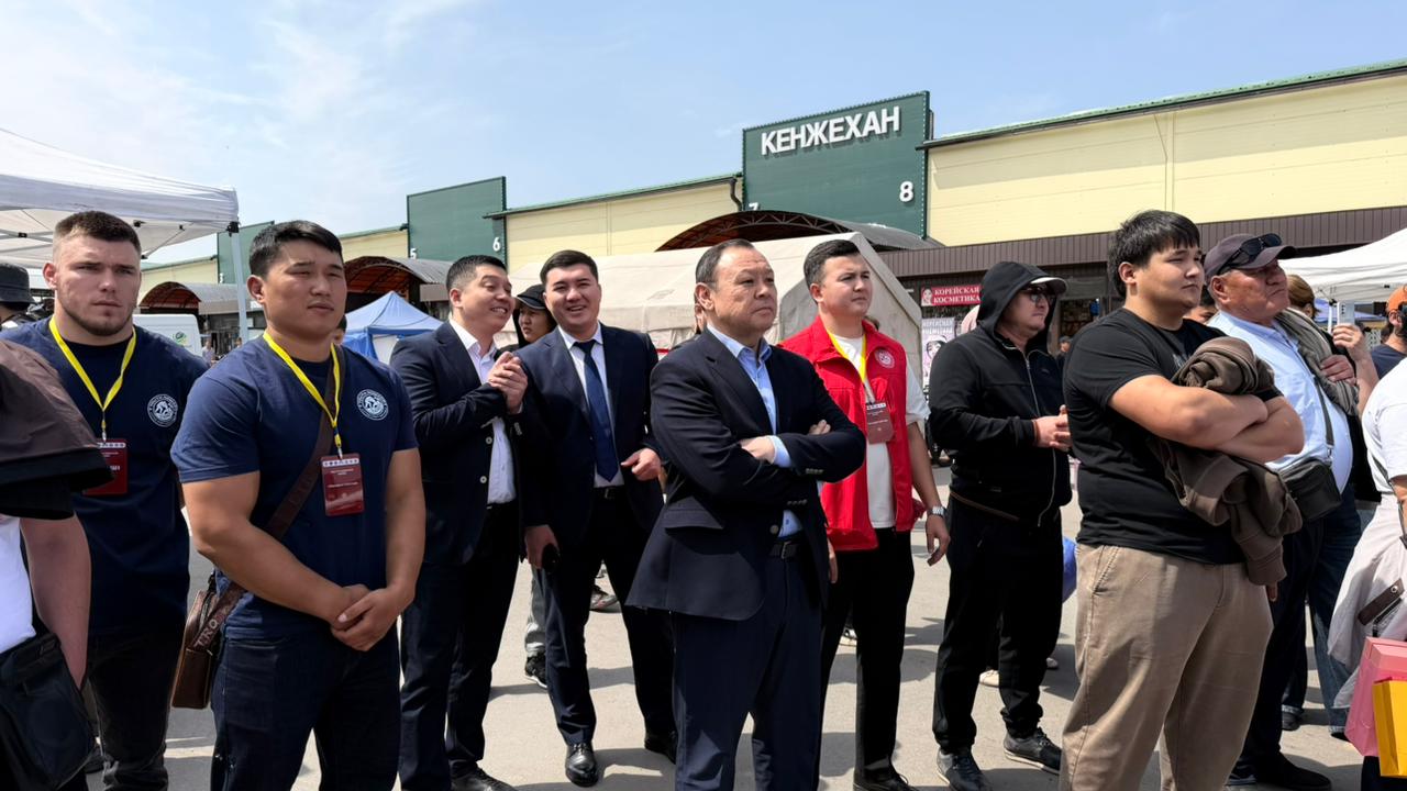 Алматы базарларында ұлттық ойындар бойынша жастар фестивалі өтіп жатыр