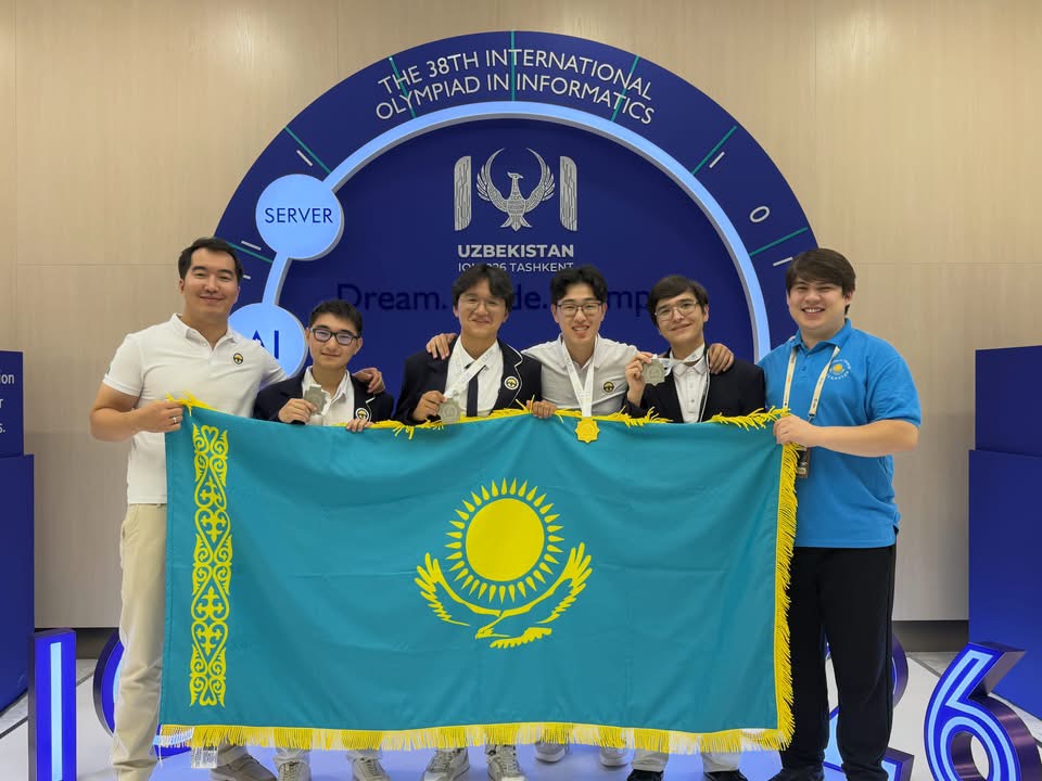 Қазақстан құрамасы IOI-2026 халықаралық олимпиадасында әлемнің үздік 10 командасының қатарына енді