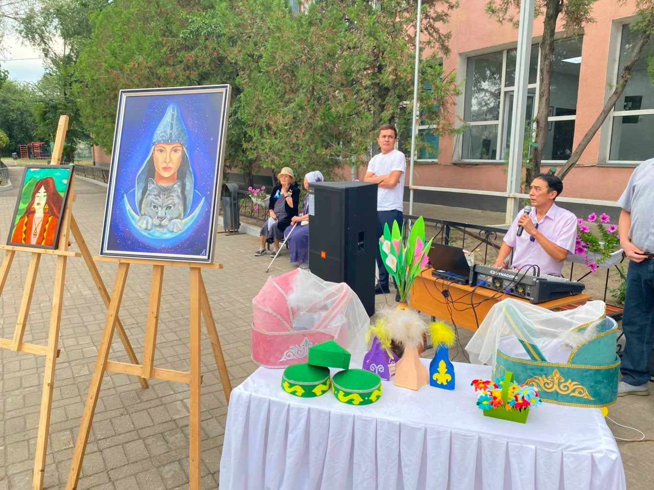 Алматылықтар сайлау күнін ерекше бастады