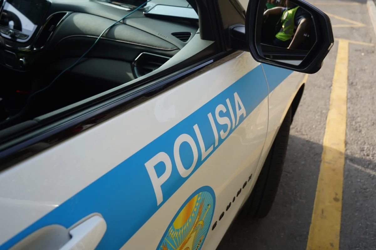 Алматы полициясы айып тұрағынан көлігін алып қашқан жүргізушіні ұстады