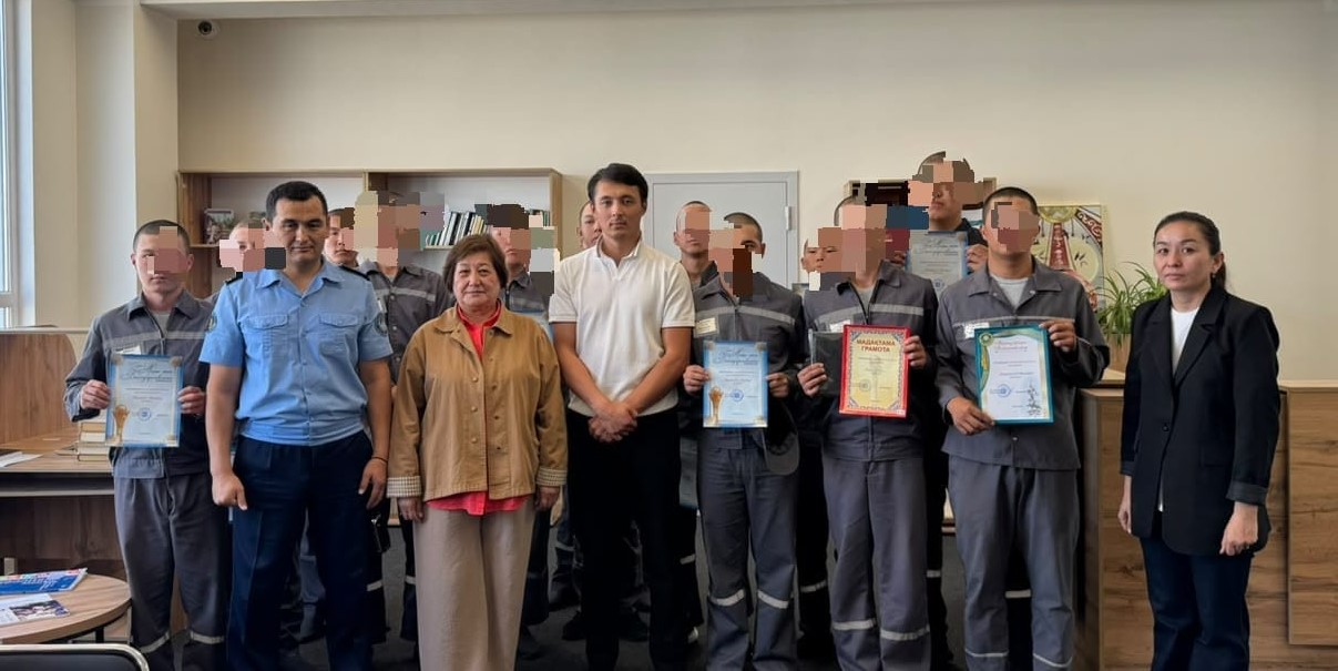 Алматыдағы балалар колониясында кітапқұмар жасөспірім көп