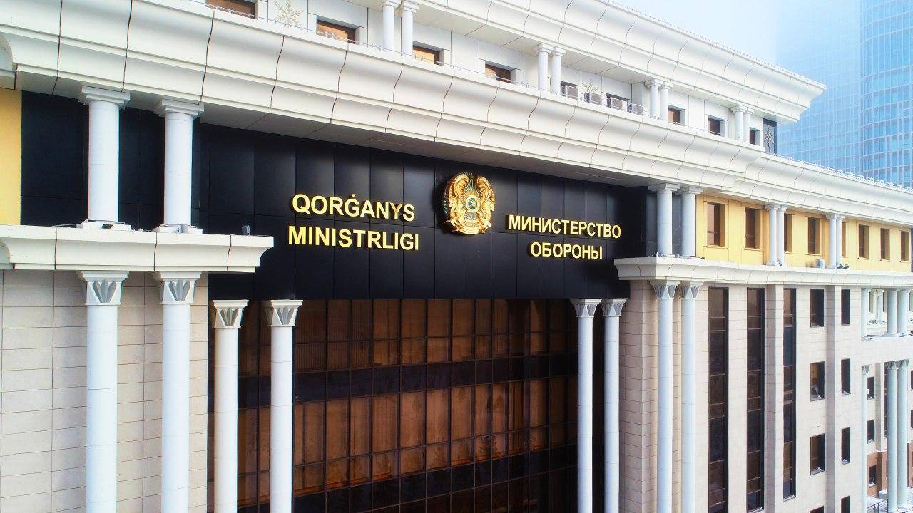 Қорғаныс министрлігі әскери қызметтегі матростар туралы ақпарат берді
