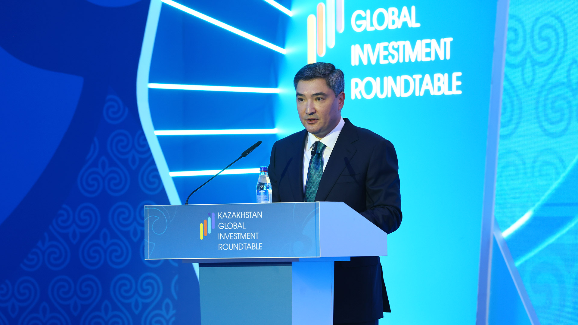 Олжас Бектенов Шымкентте өткен IX Kazakhstan Global Investment Roundtable іс-шарасына қатысты: жалпы құны $4,8 млрд болатын құжаттарға қол қойылды